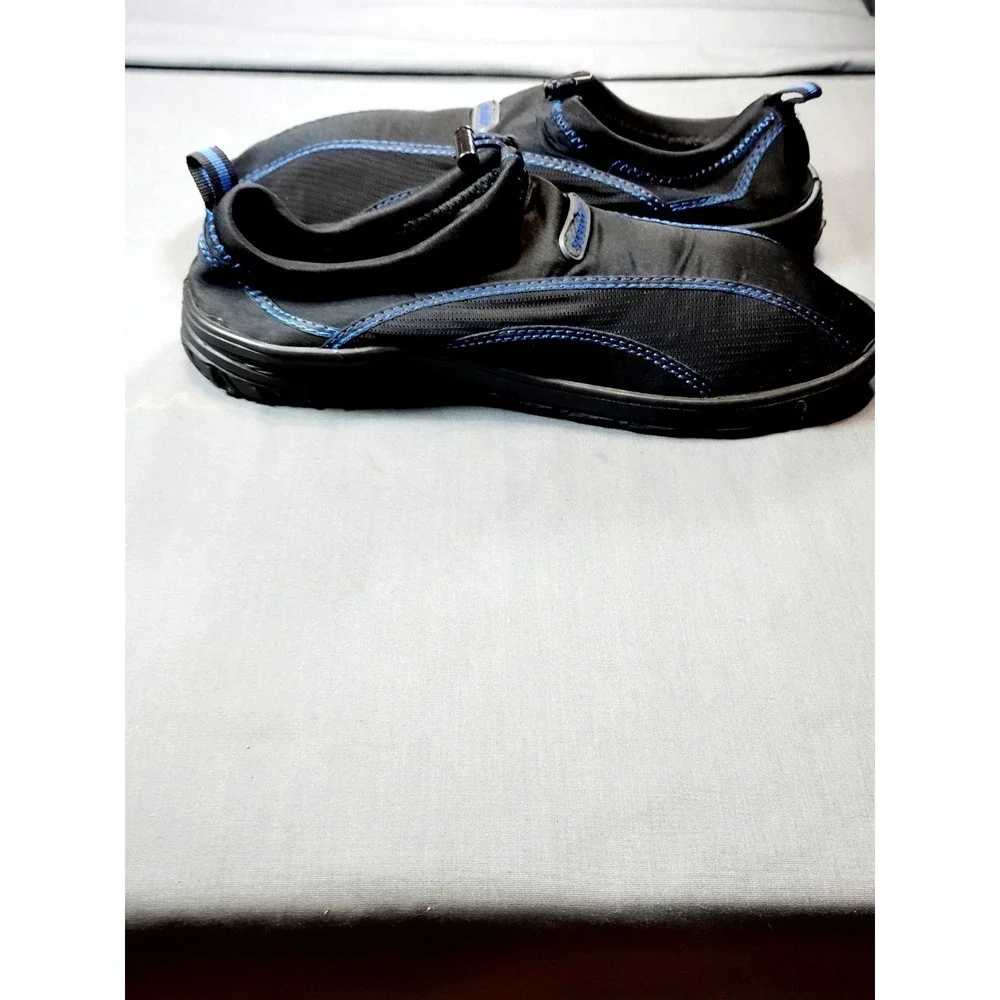 Speedos Adjustable UNISEX Barefoot Watersport Shoe Quick Dry Beach Swim Resort M